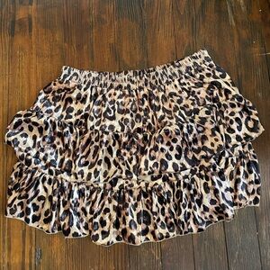 SUPER CUTE cheeta skirt